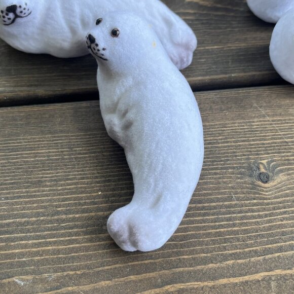 Vintage Flocked Seals White Hong Kong Fuzzy 3.5" figures NOS Decor lot of 15 - Picture 5 of 15